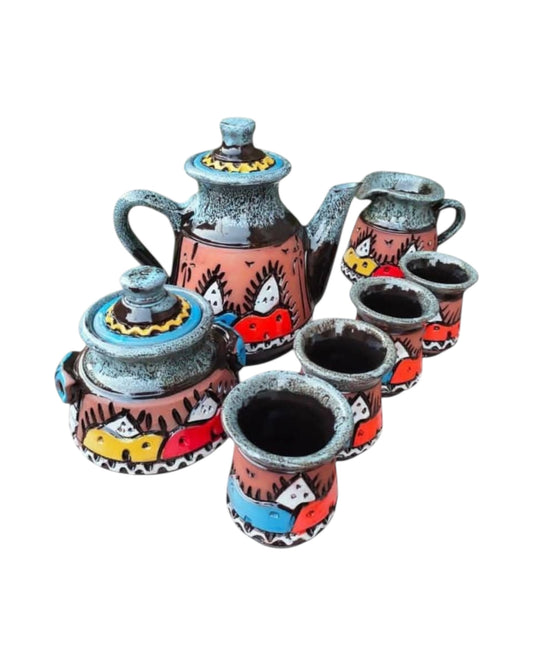 سحر نوبي — طقم شاي فخاري مرسوم يدويًا