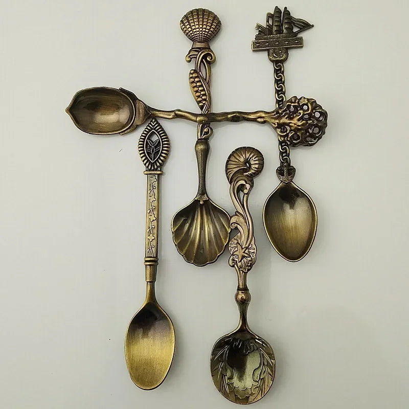Vintage Gold Spoon & Fork Set (5PCS)