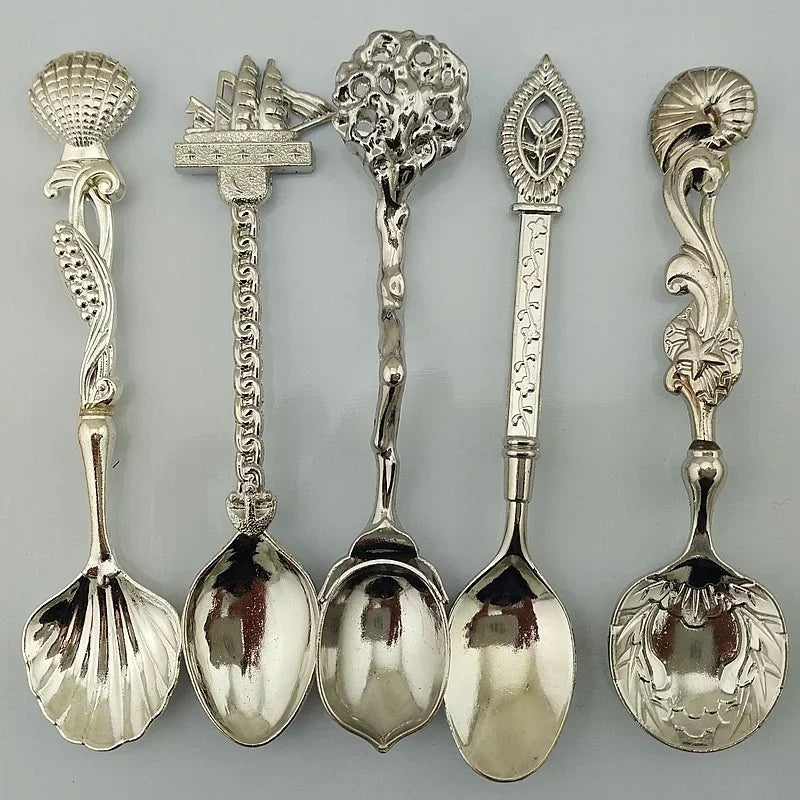 Vintage Gold Spoon & Fork Set (5PCS)