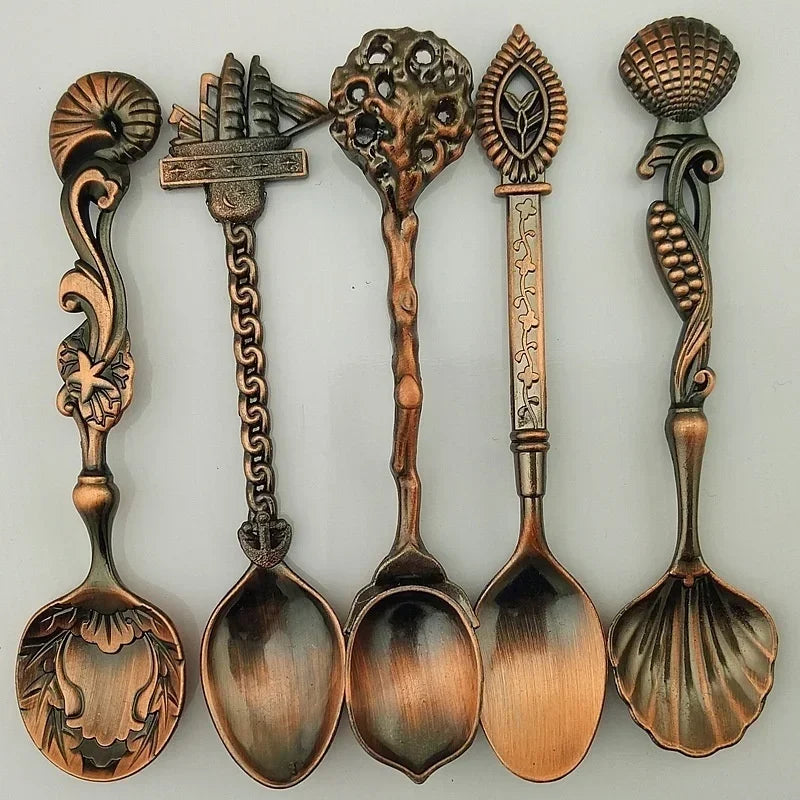 Vintage Gold Spoon & Fork Set (5PCS)
